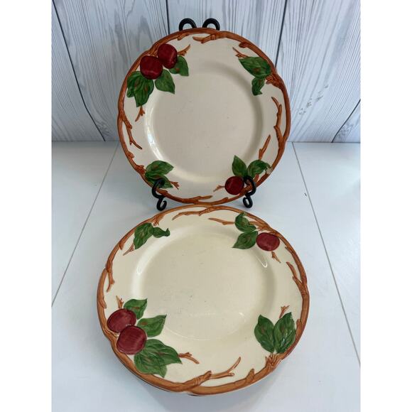 Franciscan Apple Dinner Plates England Earthenware Set Of 4 (2 Chipped) - Picture 2 of 11